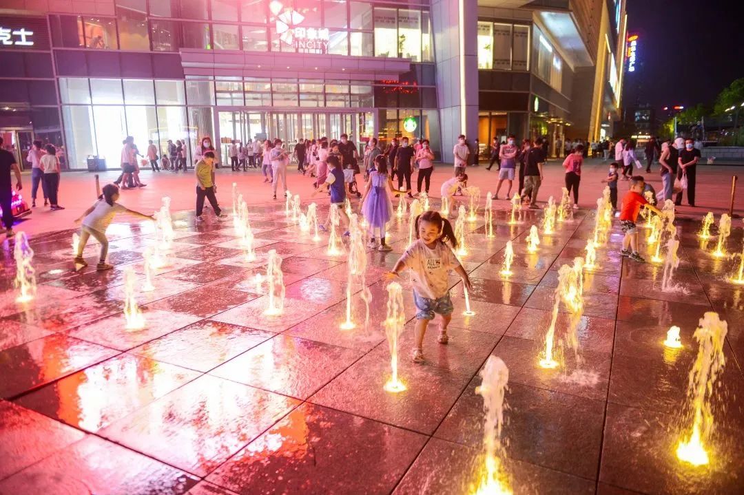 初冬旅游打卡地标,旅游必去的小众城市