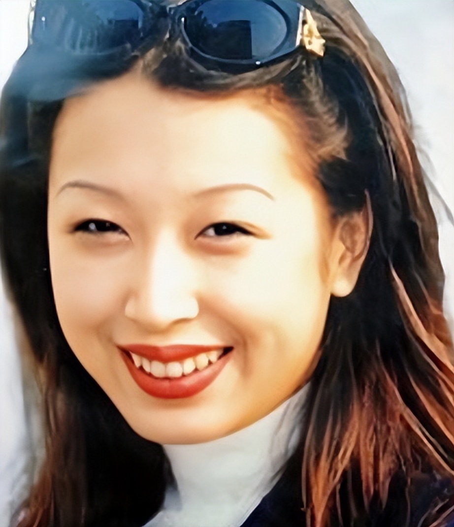 孙悦和黄晓明：八竿子打不着的人，没想到有一段“*养包**”绯闻