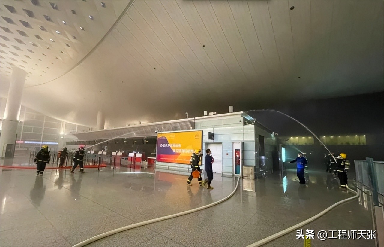 杭州萧山机场内浓烟滚滚,官方回应萧山机场现浓烟