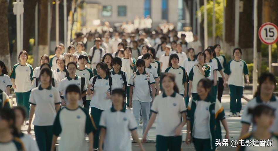 李光洁和郭京飞雷佳音谁先认识的,郭京飞雷佳音李光洁哪个知名度高