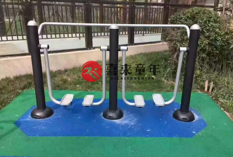 户外健身器材肩关节训练器怎么玩,户外健身器材的正确使用方法