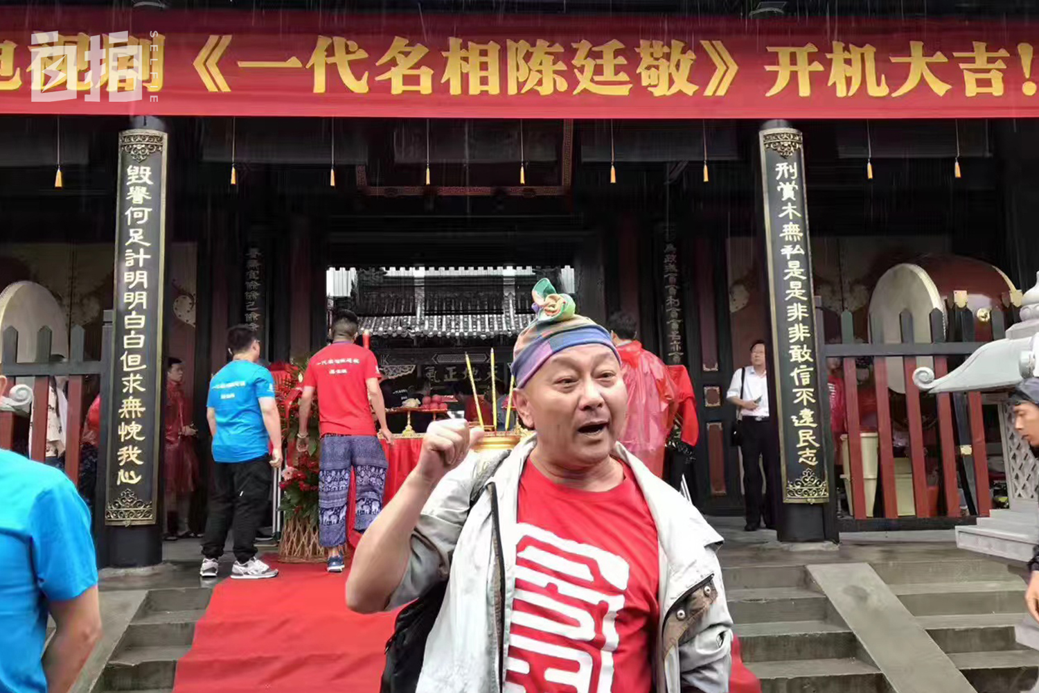 我从几岁开始踢足球,多少岁可以踢足球职业联赛