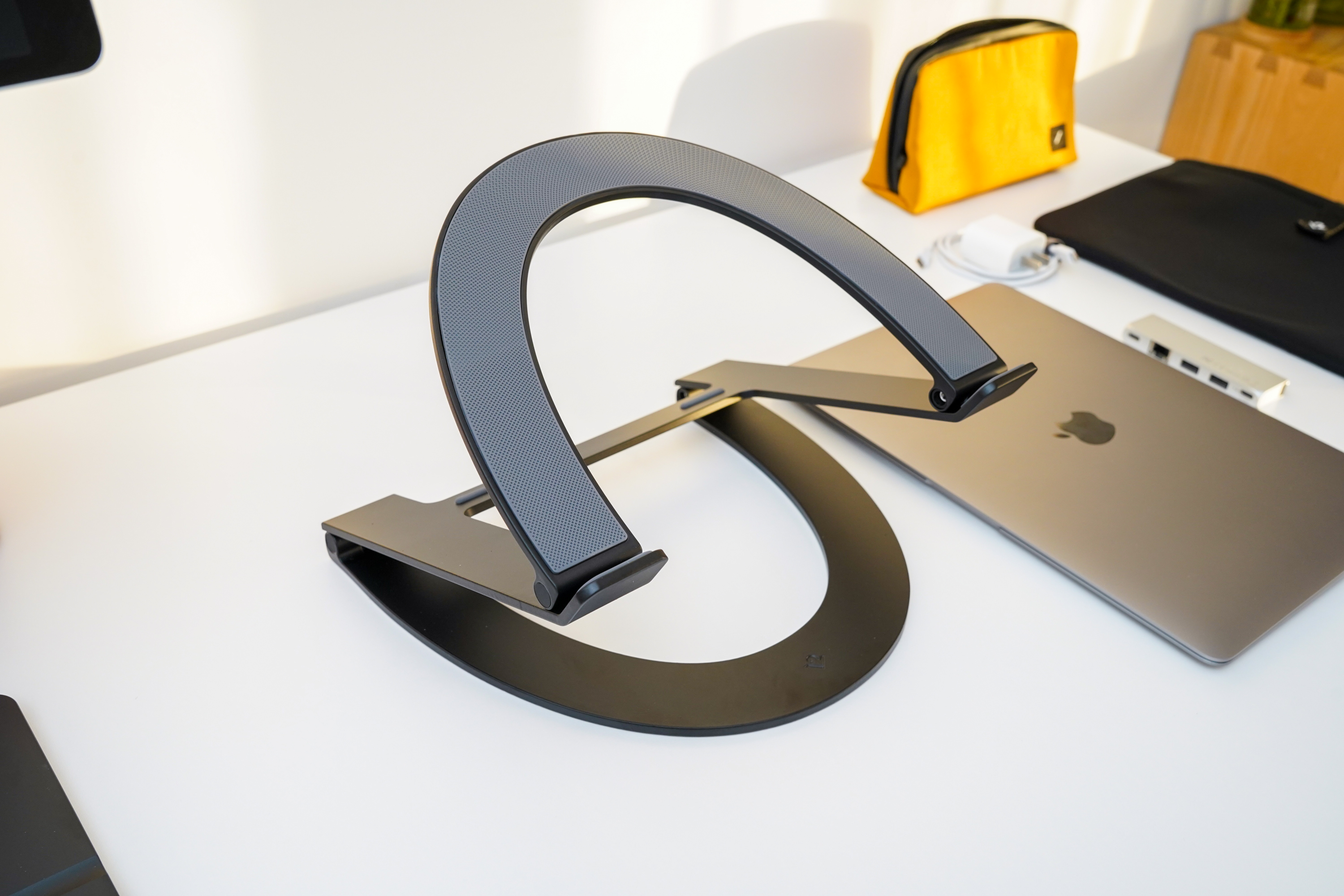 特别便宜的苹果产品有哪些,手机配件低价