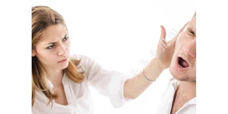 长期分居的夫妻离婚是最好的选择,夫妻长期分居妻子不爱沟通怎么办