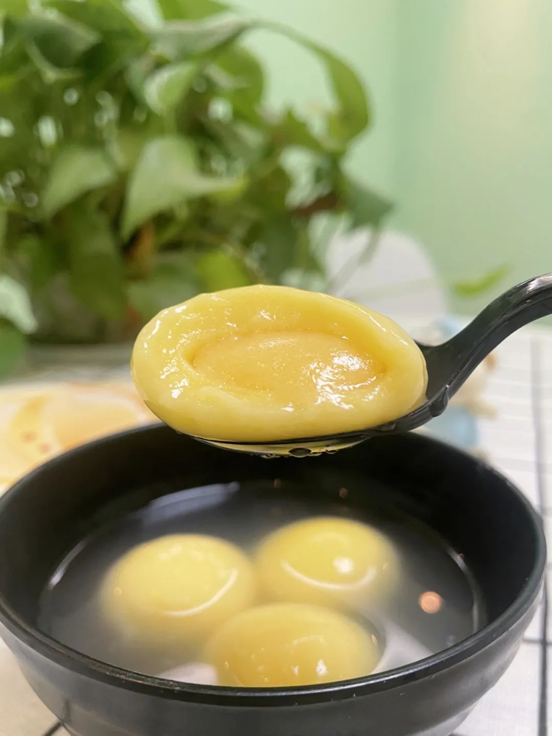 最近爆款超级好吃的汤圆,元宵节必吃的四种汤圆美食