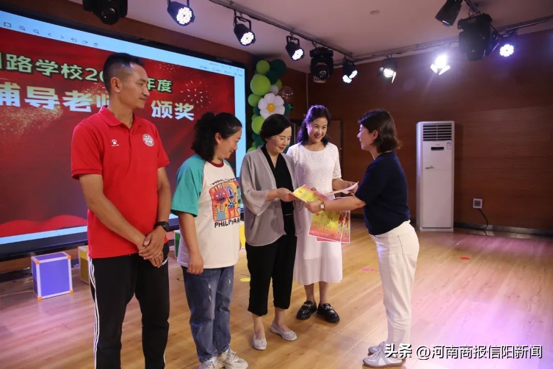 文艺汇演拔河啦啦操,啦啦操汇演