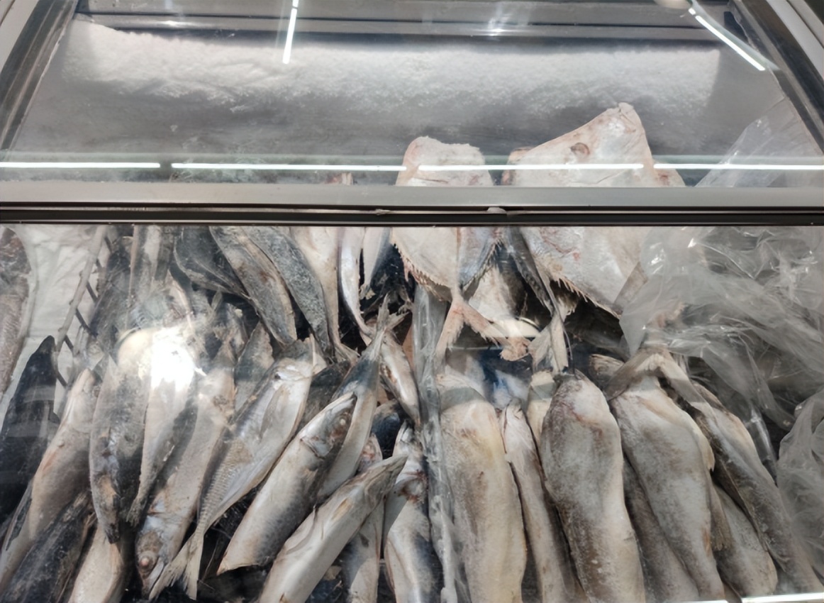 买冰柜需要了解些什么,很多人买冰柜