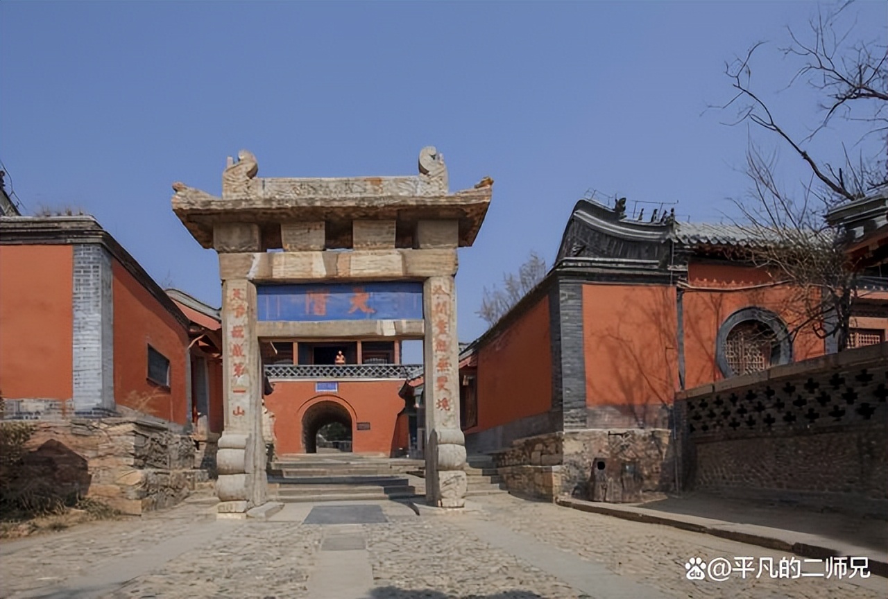 泰山风景区登山路线推荐一下,游玩泰山四个不同的登山入口