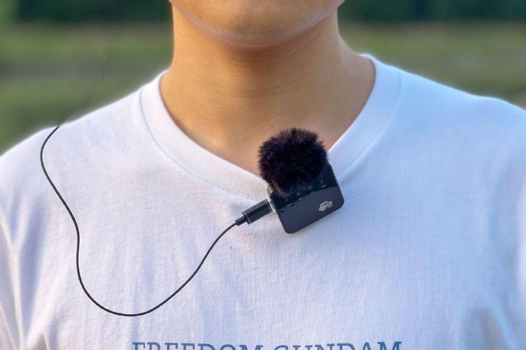 唱吧v6无线领夹麦克风直播唱歌,唱吧领夹麦v6介绍