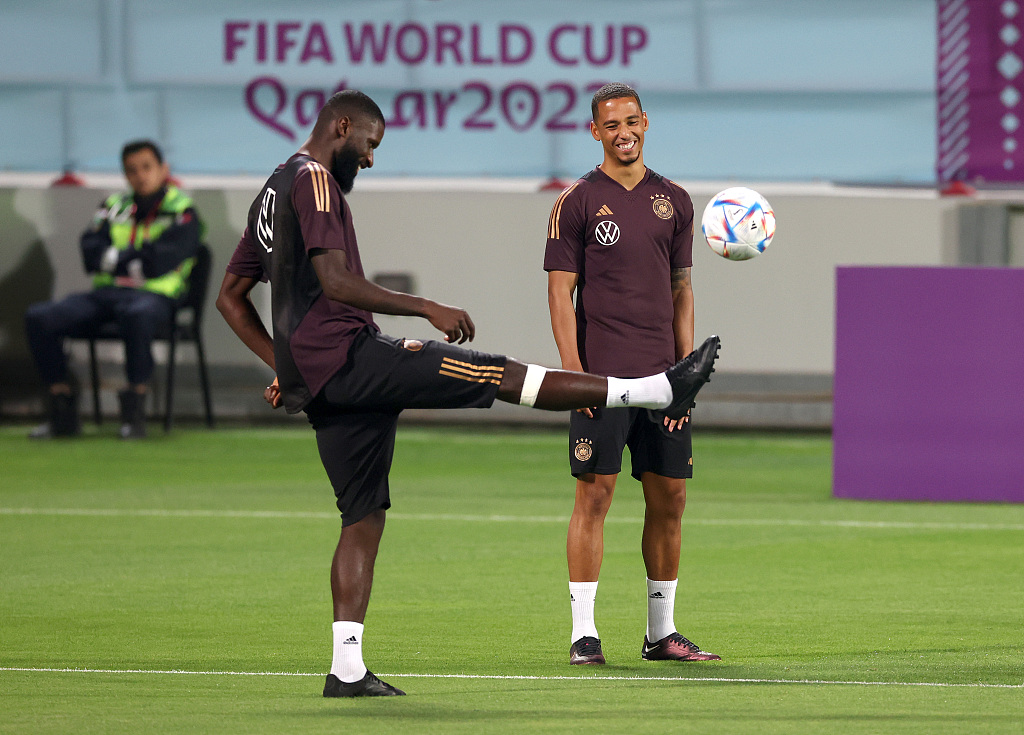 拜仁对西班牙最新官方消息,基米希哈维阿隆索拜仁433阵型