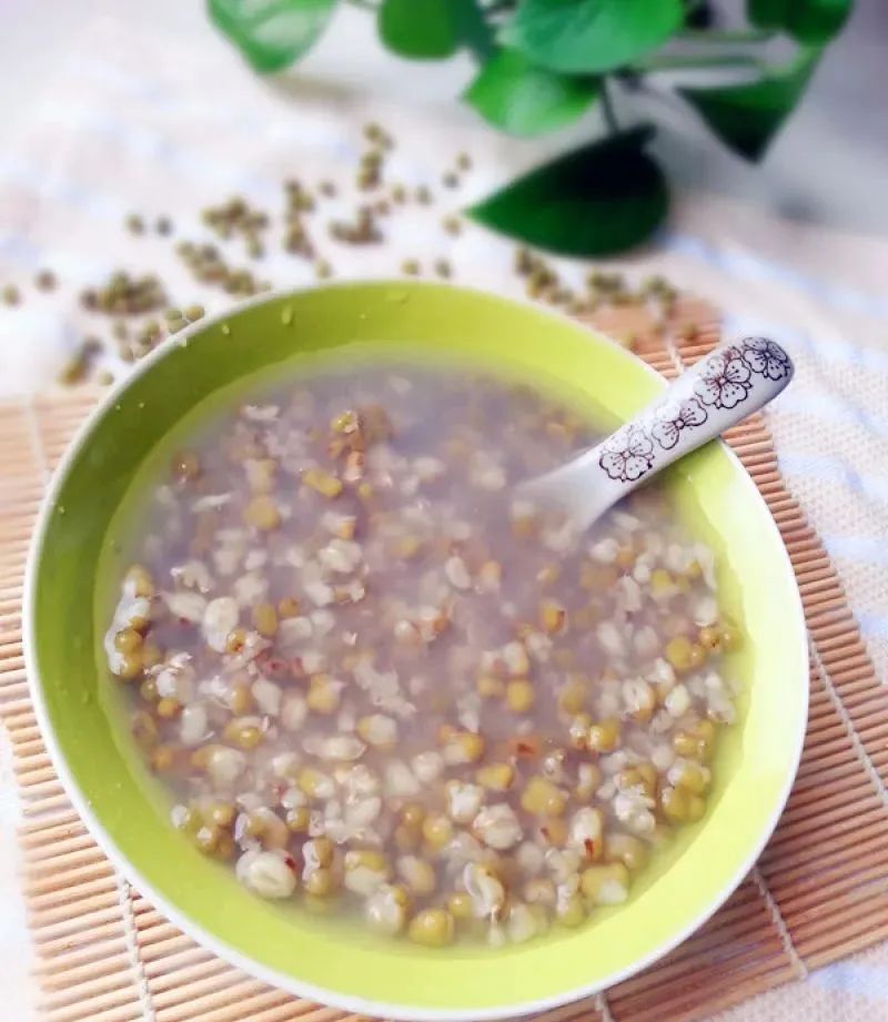 绿豆汤面的家常做法,菜谱美食家常菜绿豆汤