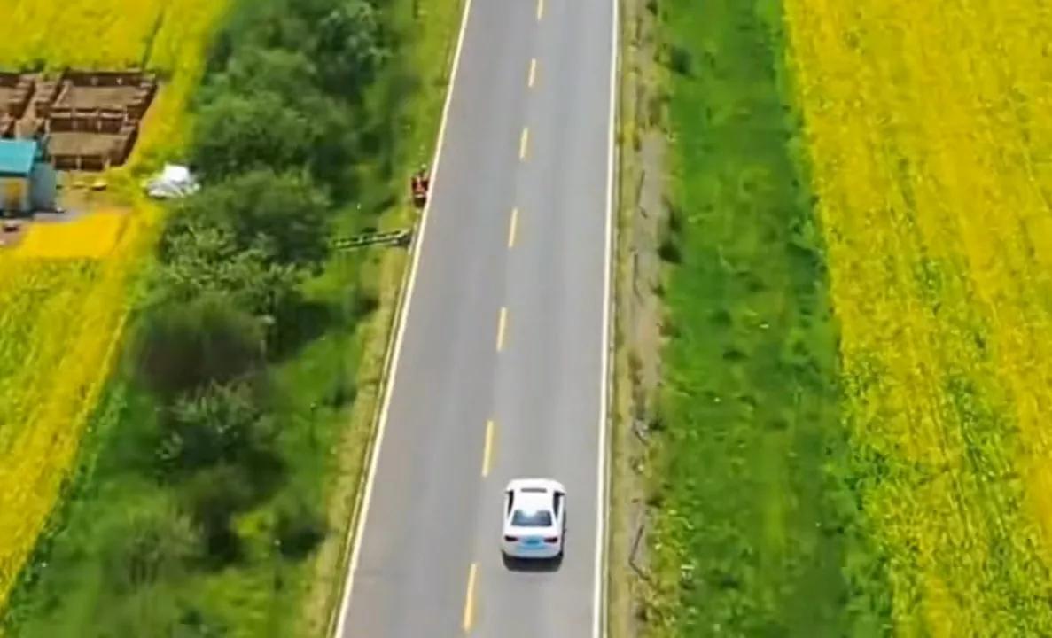 贵州网红草根把亲妹妹介绍给大衣哥做儿媳，返回老家一路江南美景