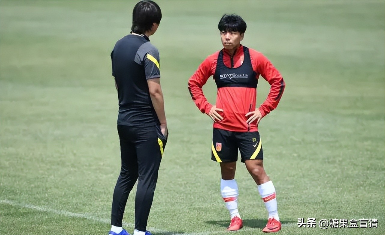 李铁野心太大了！赚大钱后又被曝出涉嫌*球赌**，其妻子会被牵连吗？