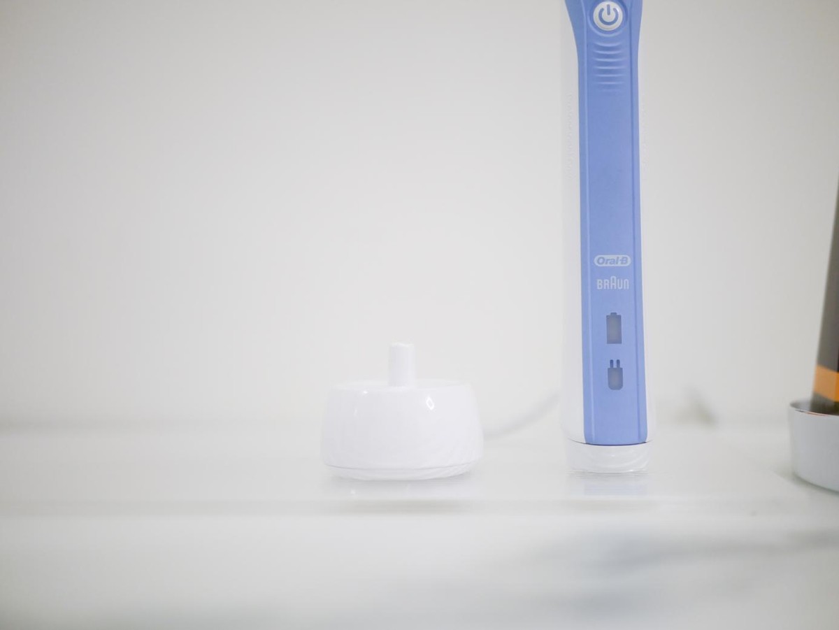 usmile电动牙刷和飞利浦电动牙刷,华为电动牙刷和飞利浦电动牙刷