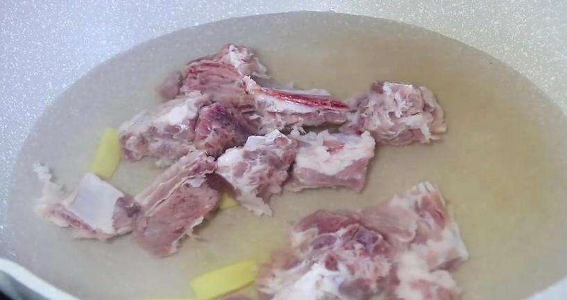 炖莲藕要怎么做才好吃,炖莲藕怎么切不会碎