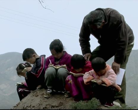 一个农村女孩的突围之旅,一个贫穷的农村女孩的出路