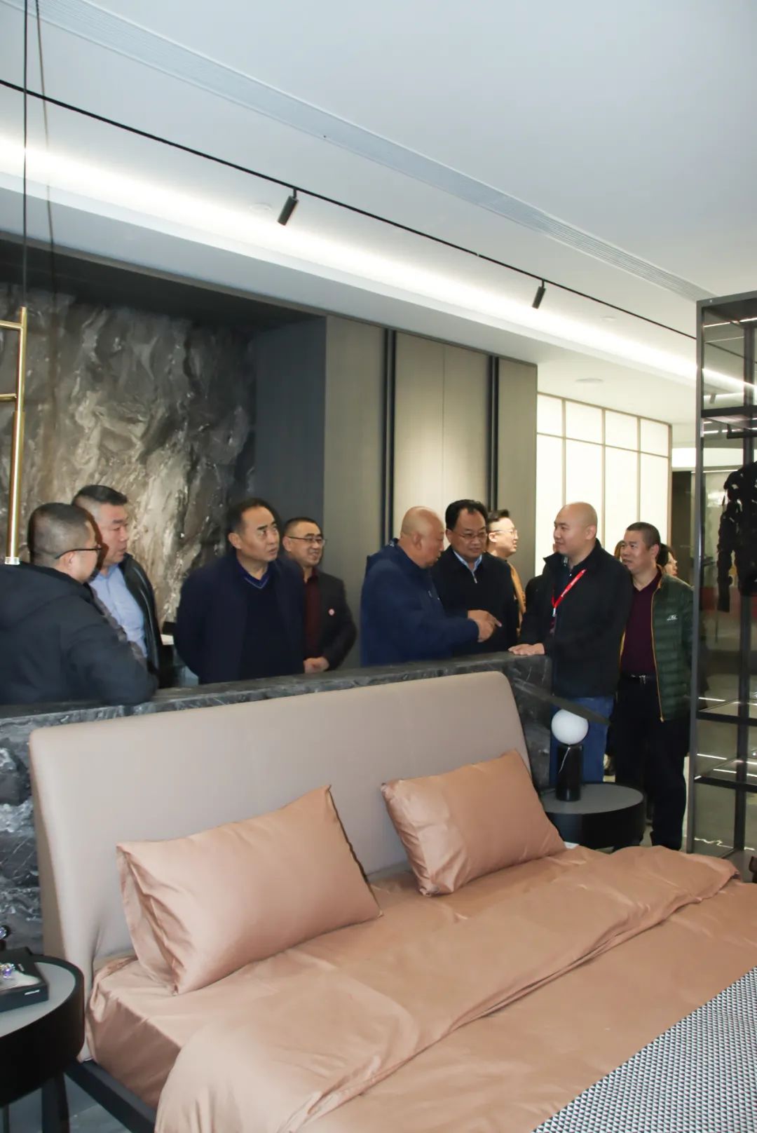 灞辫タ濂囩編姗辨煖,灞辫タ濂囩編鍘ㄦ煖绉戞妧鏈夐檺鍏徃