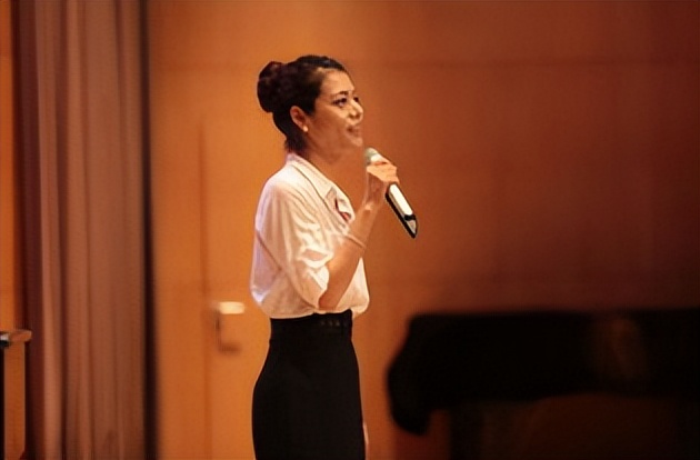 复旦女神教师陈果现状,复旦女神陈果现在怎么样