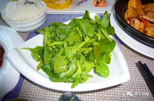 我给学生起名綦盐胜雪和高目寻芳，看这名字酷不？