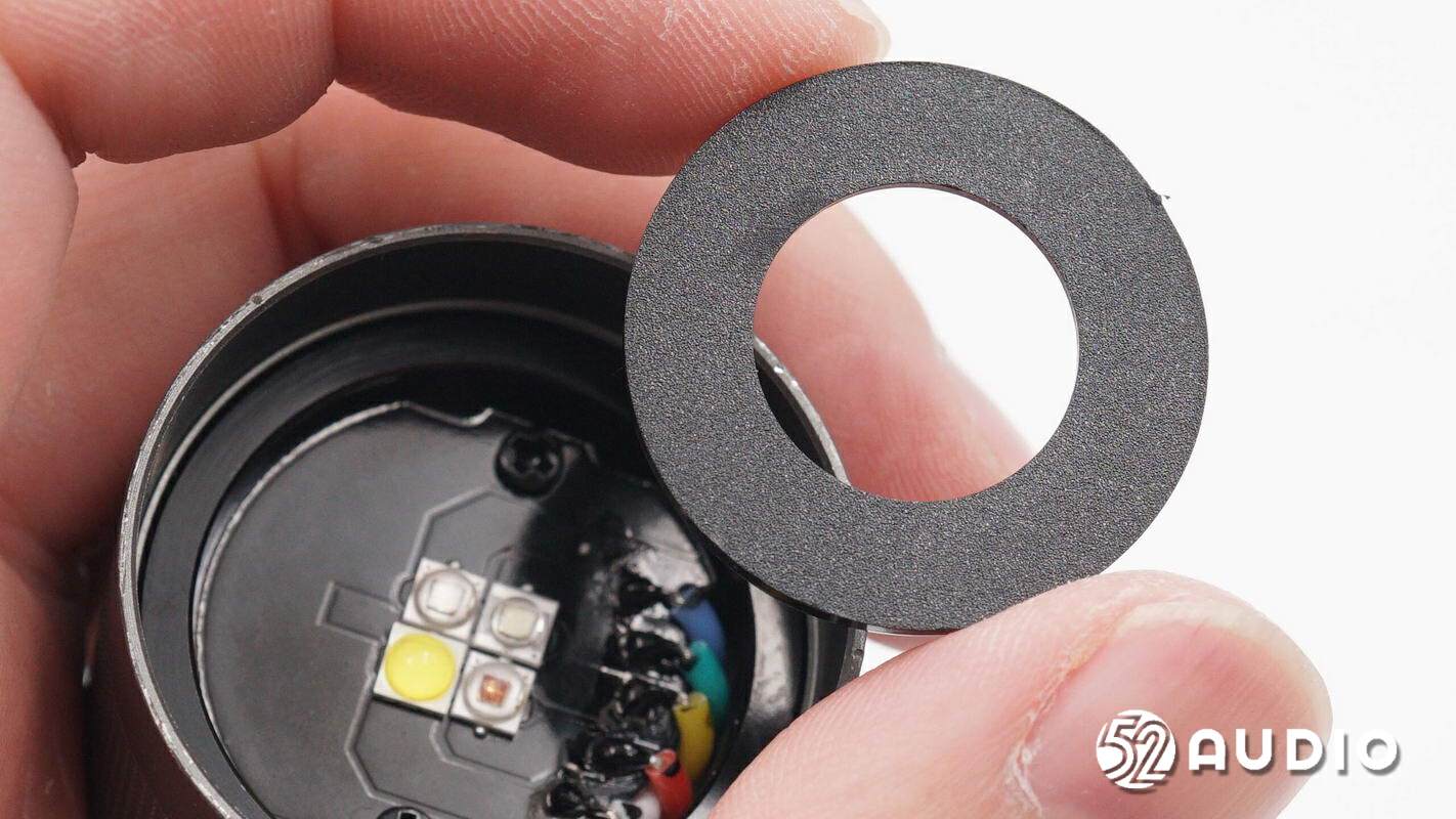 纳拓12合一雷鸣手电筒使用说明,纳拓户外雷鸣手电拆解方法