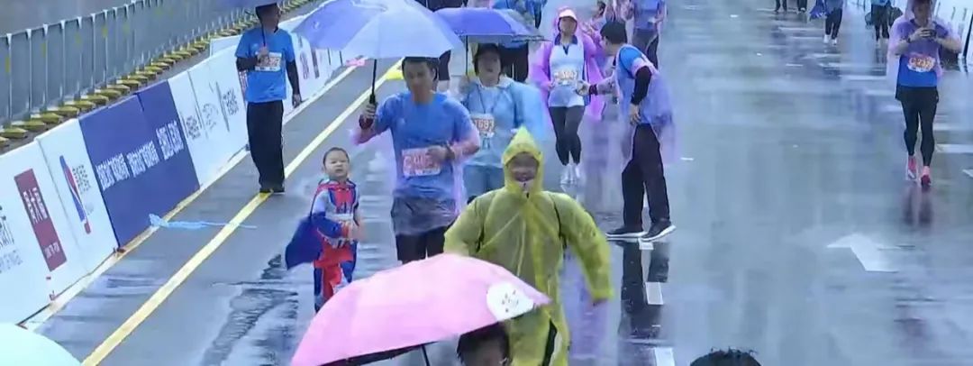 风雨无阻现场版直播,风雨无阻直播现场