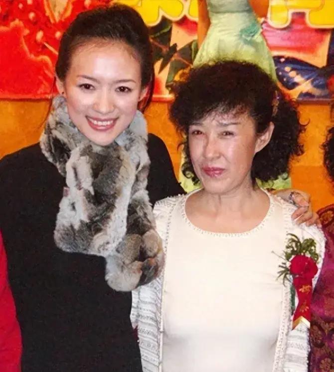 撒贝宁一夜过后竟成最大赢家，10年难忘章子怡“替身...