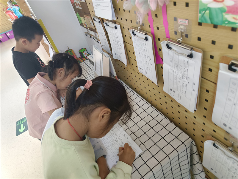 推广普通话喜迎二十大的内容,推广普通话喜迎二十大手抄报图片