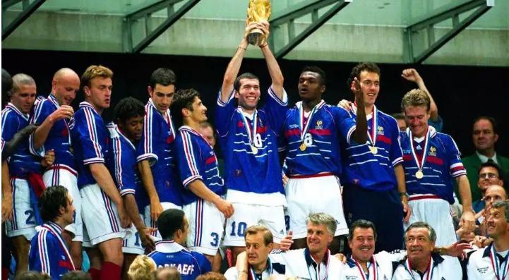 齐达内对巴乔的评价,世界杯法国齐达内vs英格兰队