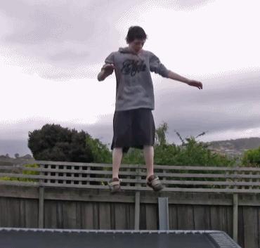 脱口秀挨揍的是谁,玩好脱口秀