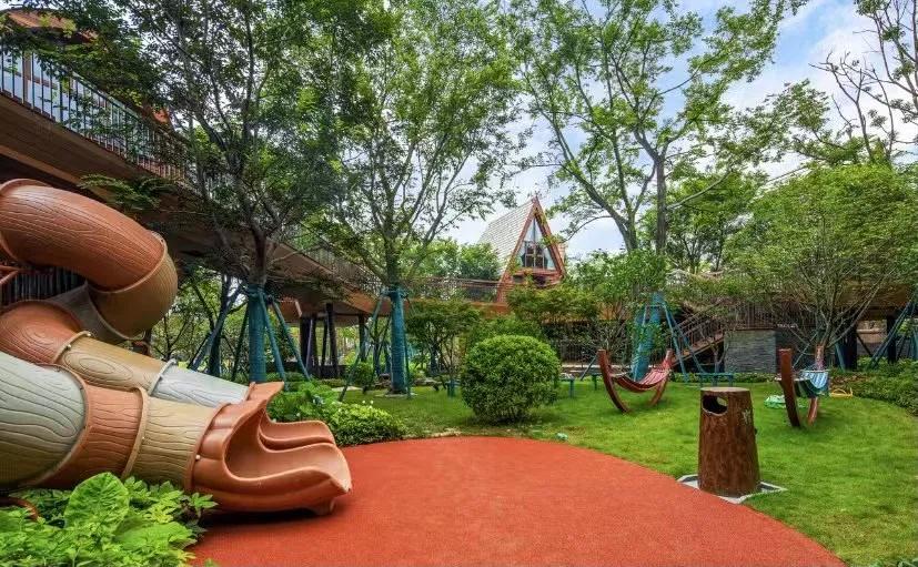 小精灵同款树屋绝了!遛娃的秘密基地,诗境家园里的度假圣地