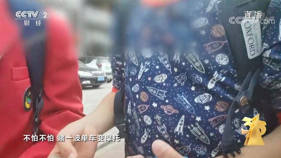 90后女孩打玻尿酸致大面积脑梗,女生打玻尿酸失明脑梗