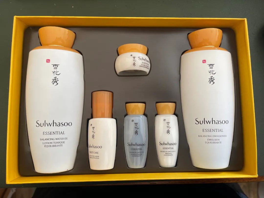 雪花秀祛黄提亮水乳推荐,韩国雪花秀润燥精华水乳7件套