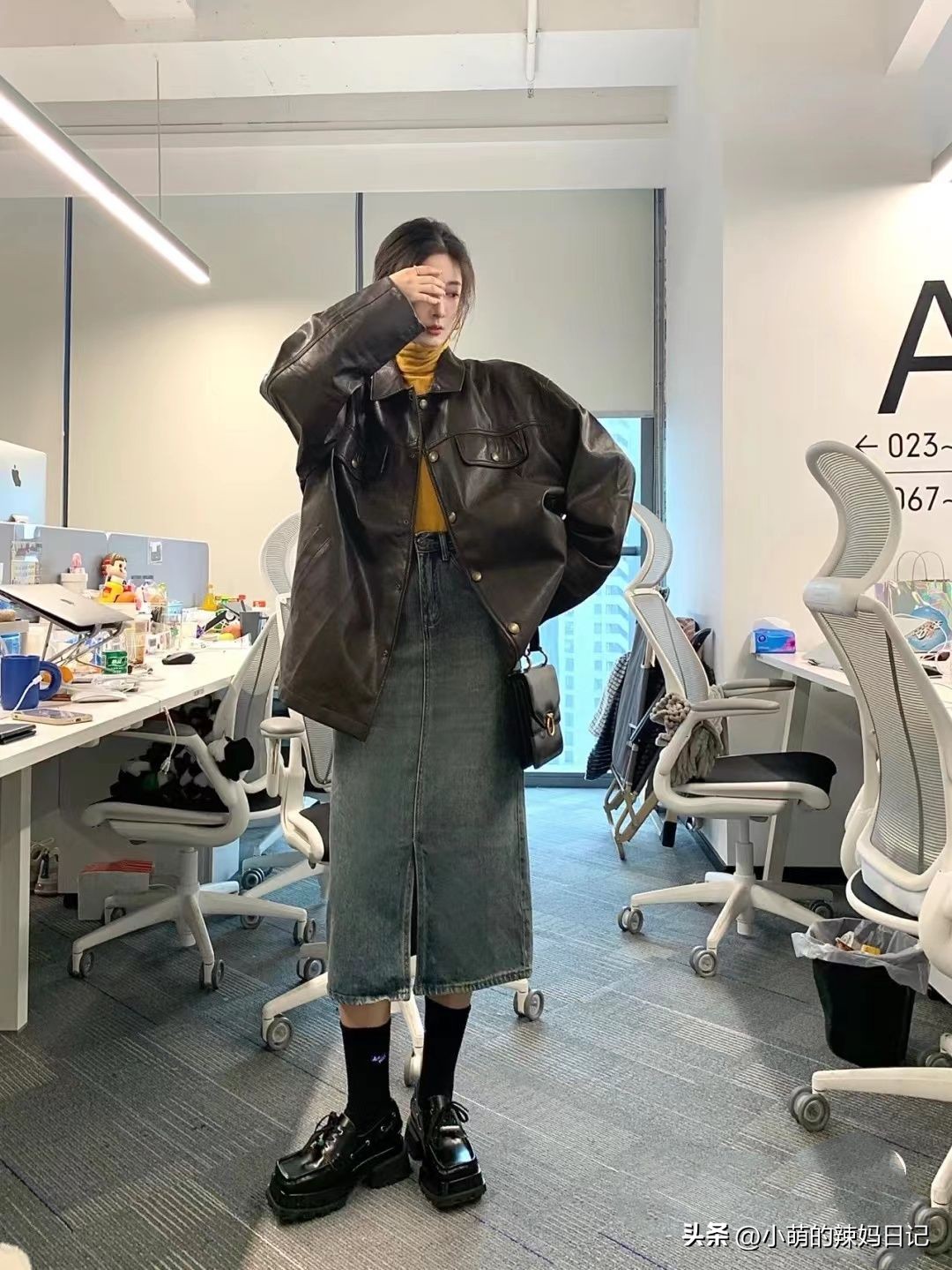 小个子穿高帮厚底小白鞋好看吗,矮个子的鞋子显高显脚小白鞋