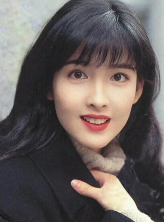 宝丽金四朵金花vs滚石四朵金花,宝丽金公认四朵金花