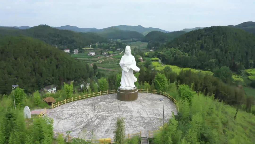 如果你要写盐亭，就不要只写盐亭