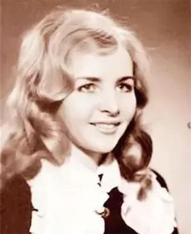 普京当选总统做的事,普京当选总统后第一件事