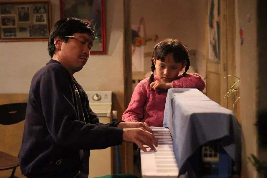 双眼皮很好看的男明星,一边单眼皮一边双眼皮的男明星