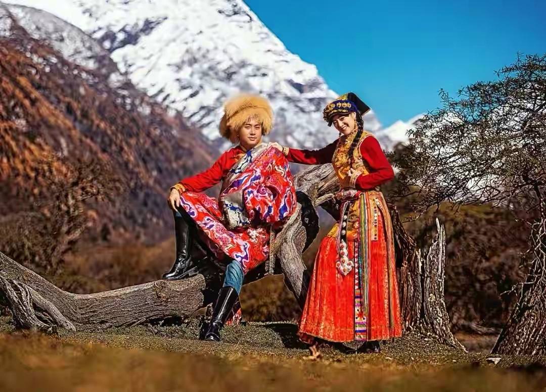 四川女孩嫁藏族小伙放弃百万年薪,四川女孩嫁甘肃农村视频