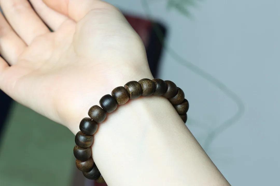 文莱沉香手串的功效与作用,文莱沉香沉水级手串