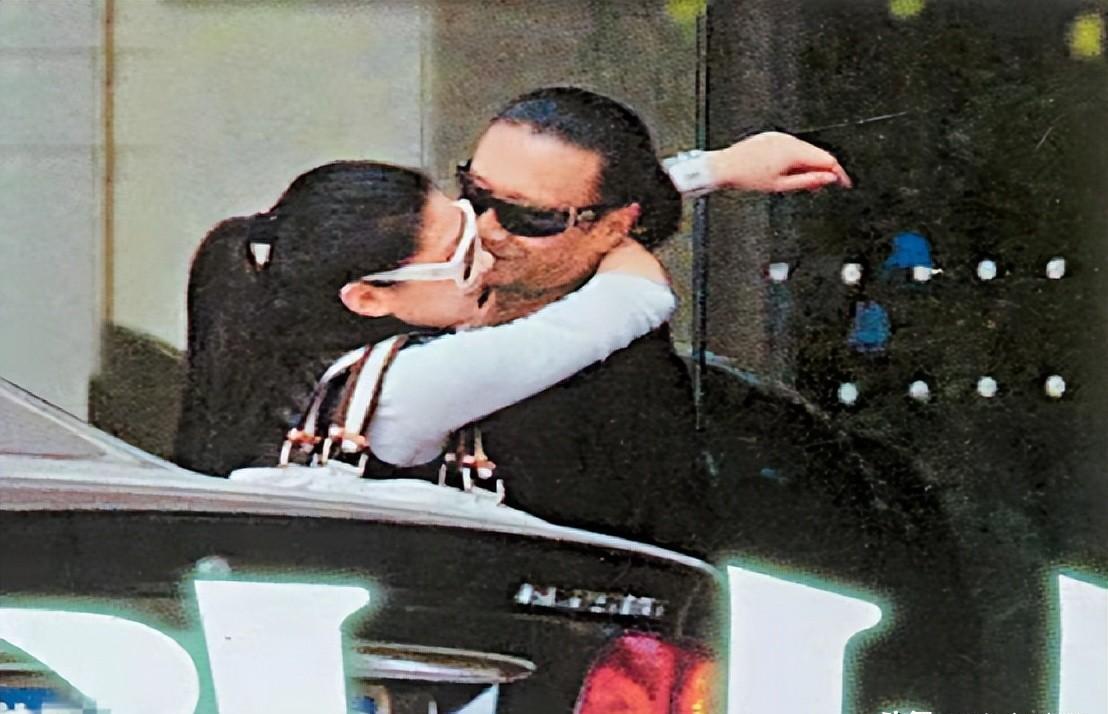 谢贤和coco相差几岁,coco跟谢贤怎么分了