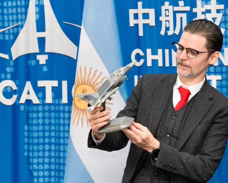 阿根廷购买jf-17枭龙战斗机,英国能阻止阿根廷购买jf-17战机吗