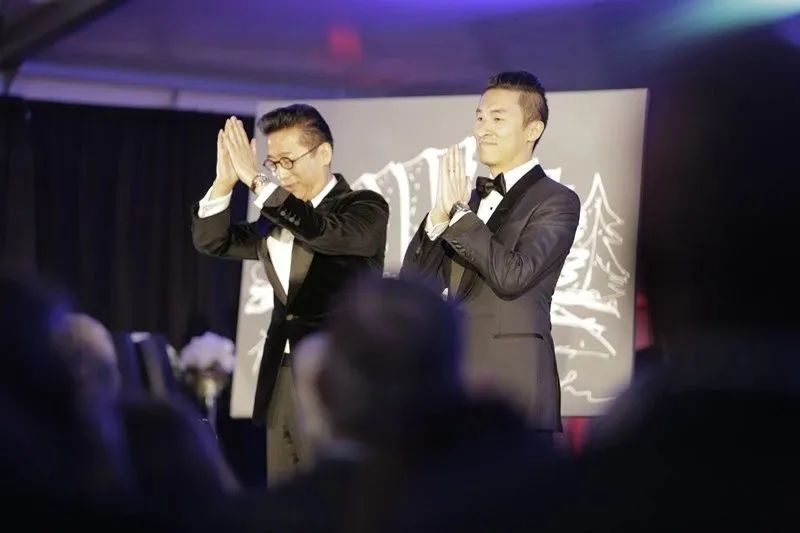 家居龙头美克父子局：父辈跨界后亏损，富二代踏入同一条河流