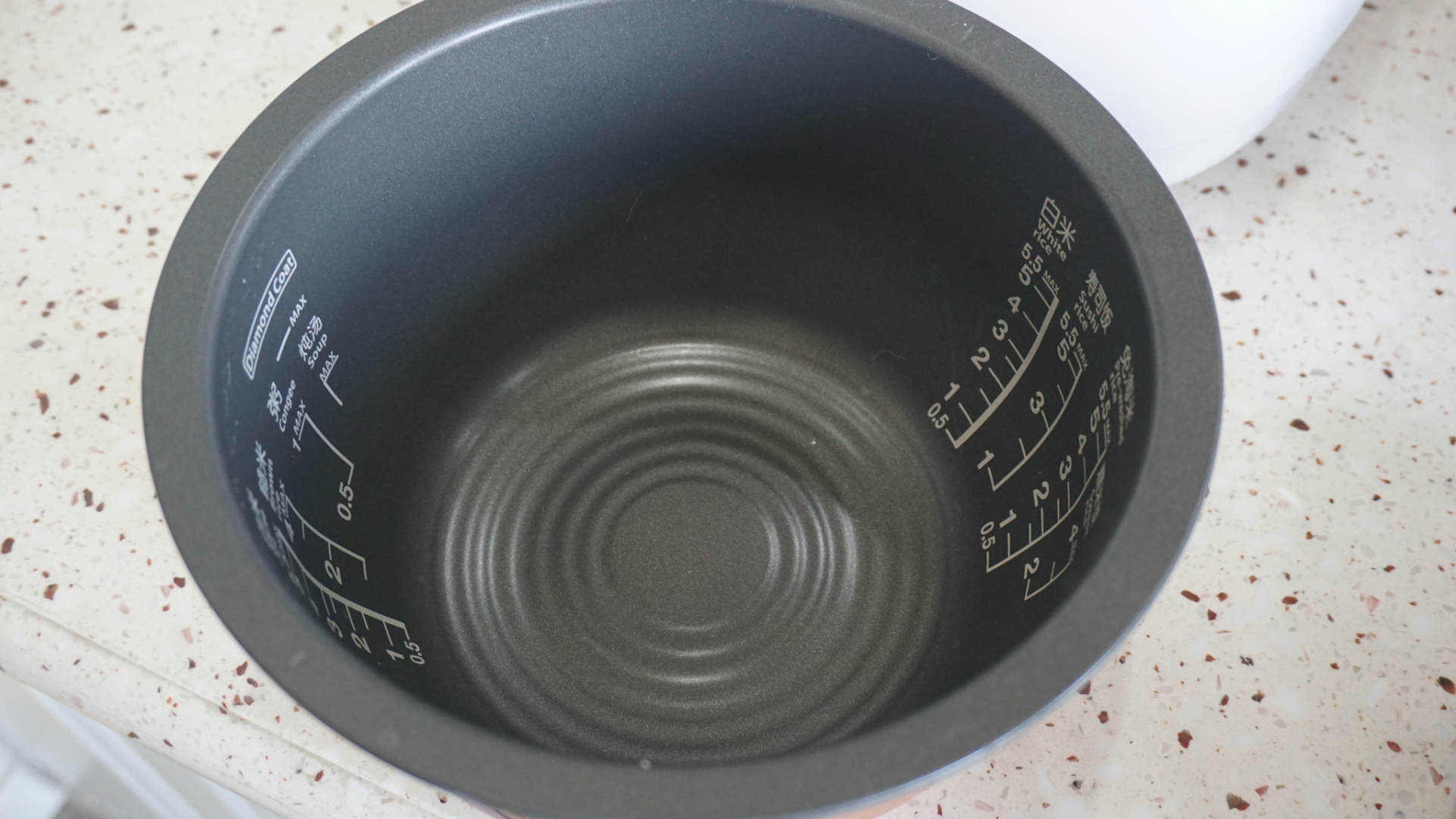 几百元的电饭煲和上千元的区别,电饭煲选哪一款比较好