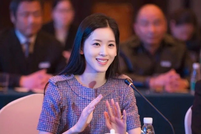 章泽天曾经的奶茶妹妹,奶茶妹妹章泽天有独当一面的资本