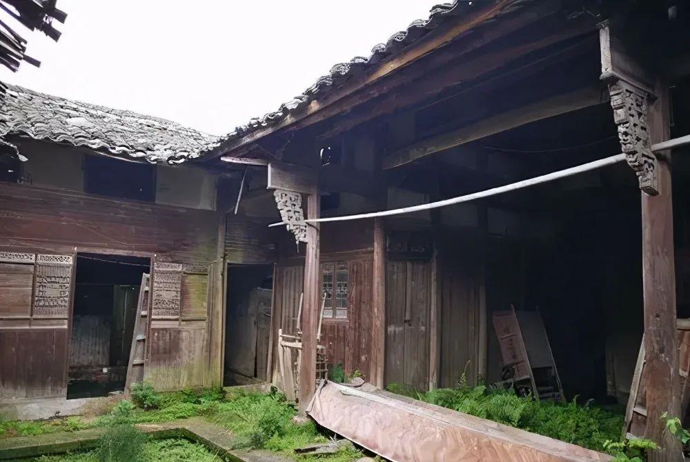 1948年，一湖南老汉塞给主席一张纸条，使得北平和平解放