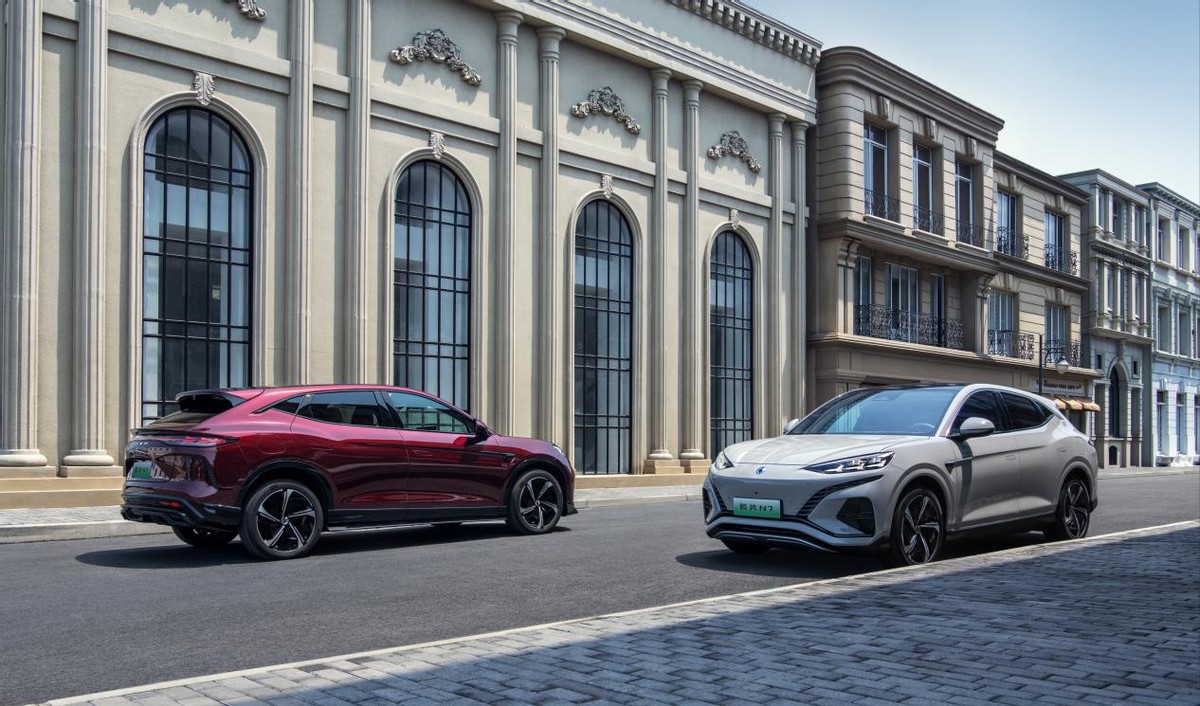 璞崕鏅鸿兘suv鑵惧娍n7闇囨捈涓婂競,鑵惧娍鍏ㄦ柊suv杞﹀瀷n7涓婂競