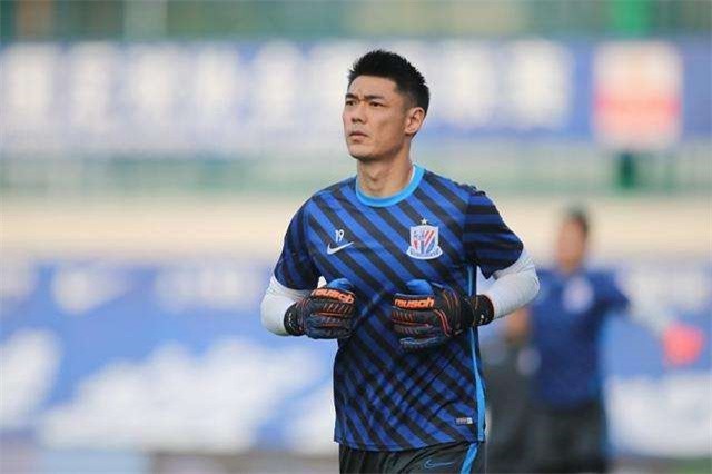 曾诚申花门将视频,广州恒大门将曾诚年薪多少