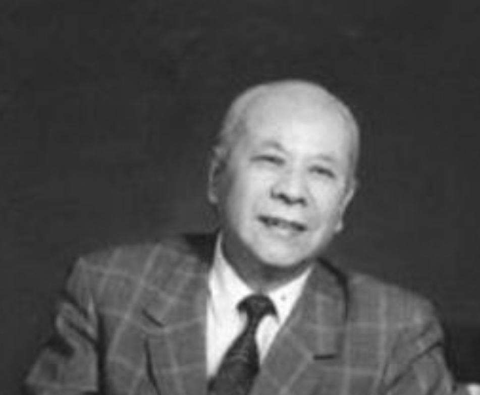 周而复参观*国靖**神社，回国后被开除*党**籍，16年后*纪委中**决定：平反