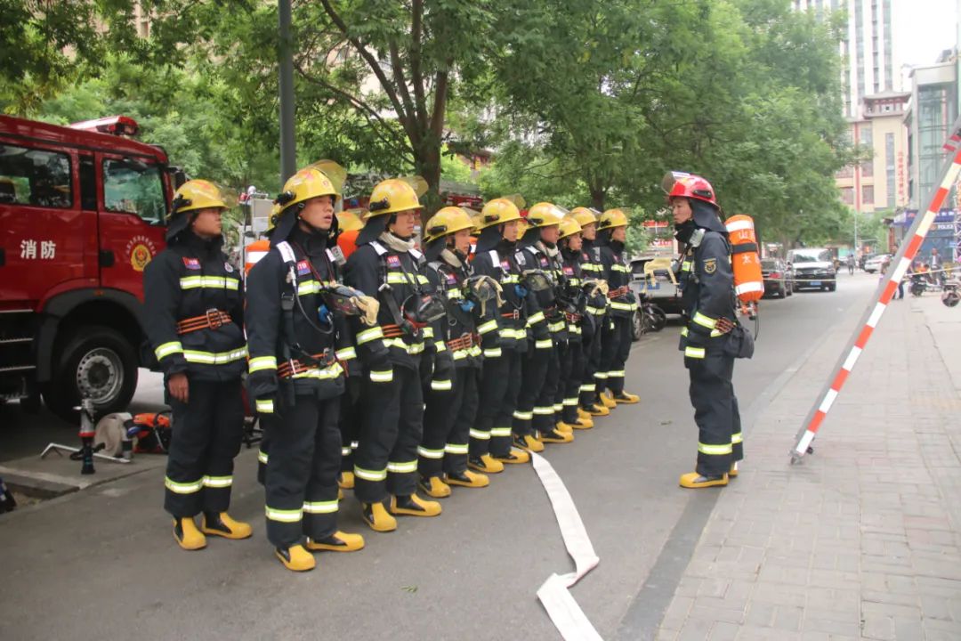 鎴樿闃熷憳宸ヤ綔鍐呭,鐗瑰嫟涓槦鎴樿宸ヤ綔浜偣