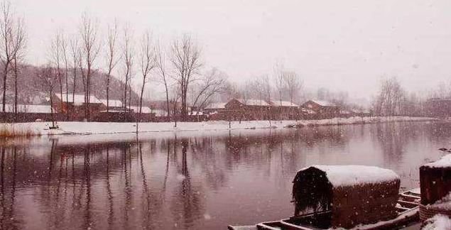 江天暮雪落尽琼花的意思,江天暮雪落尽琼花